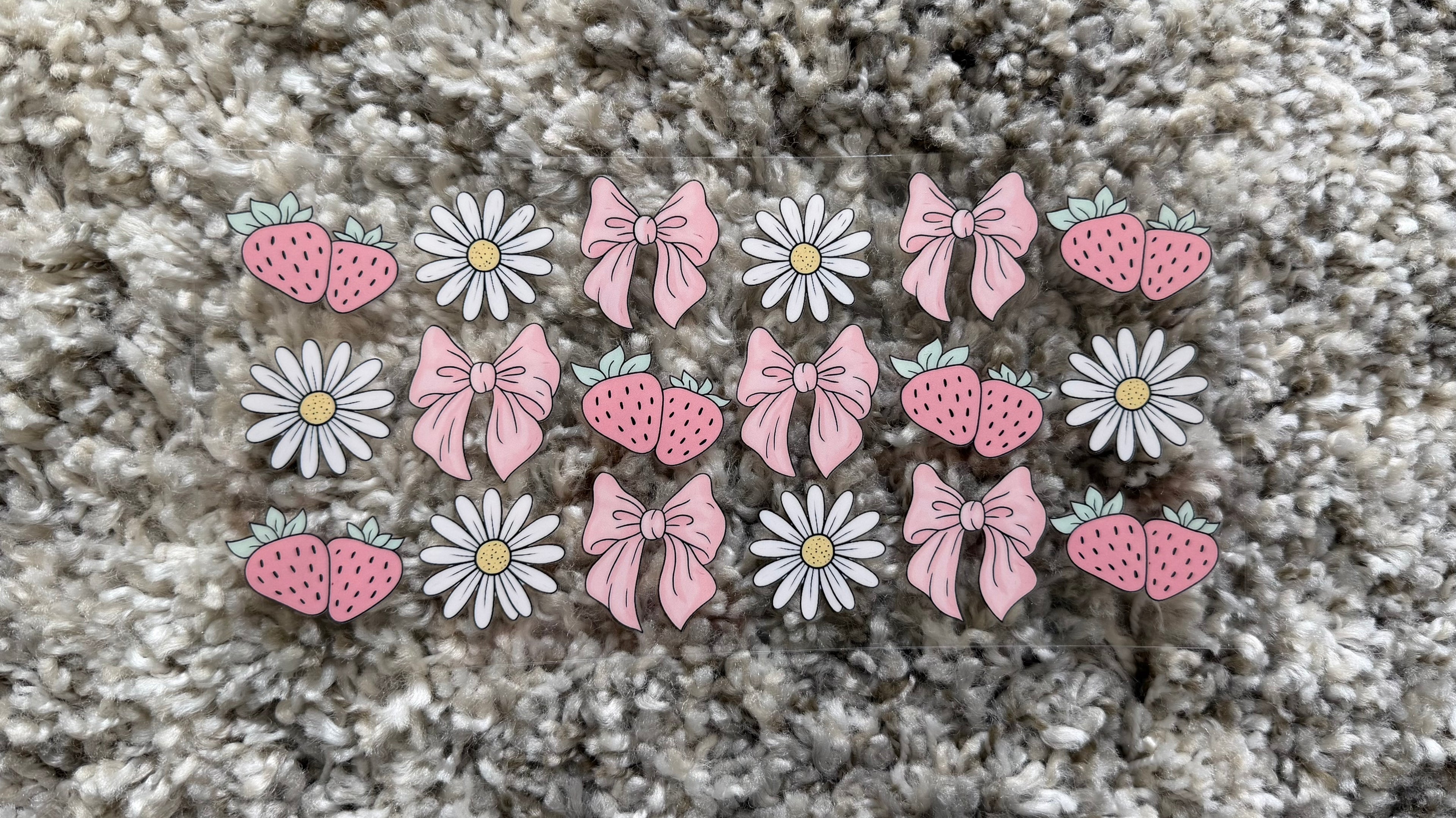 #28B Strawberry Bows