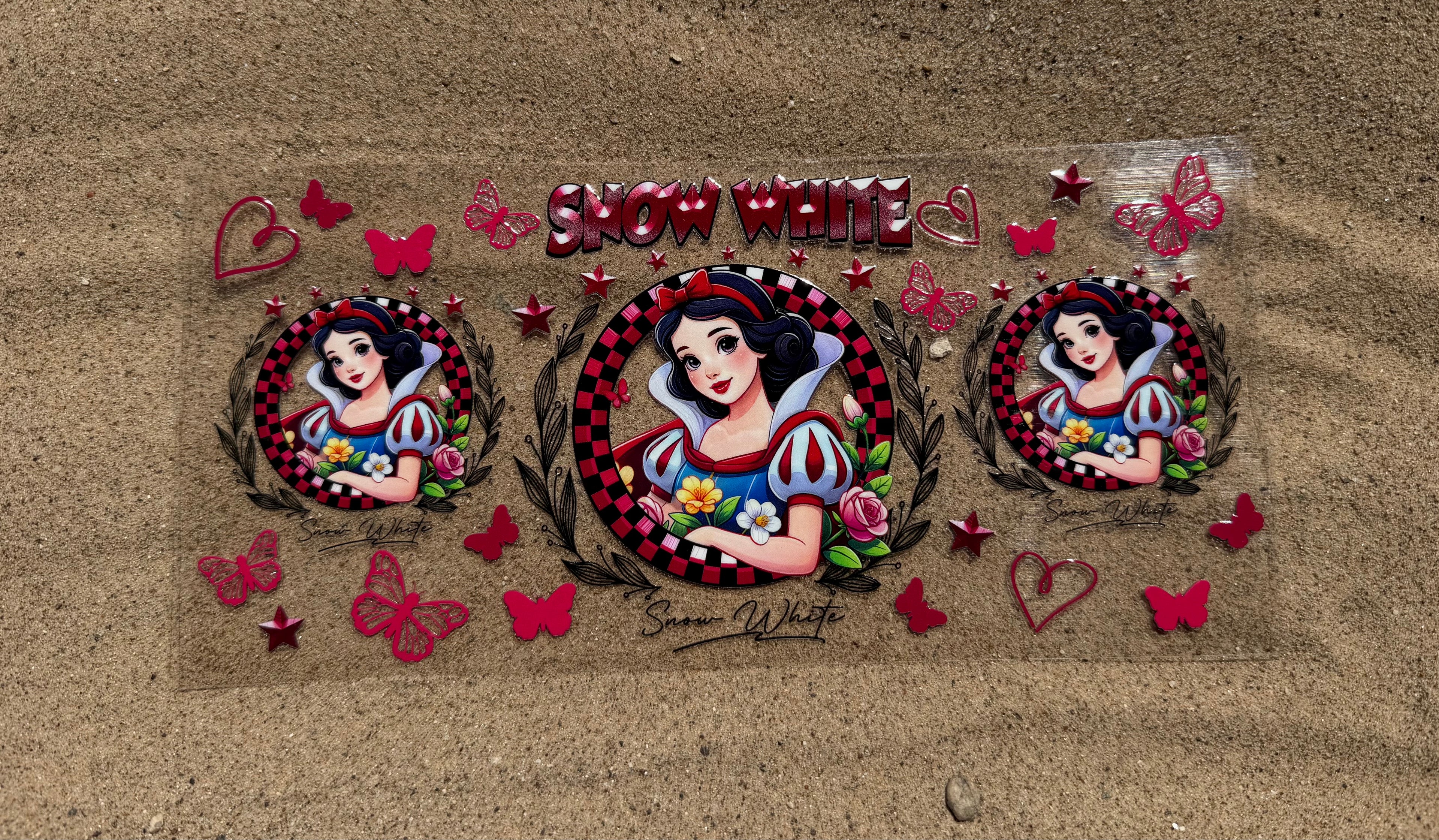 #90D Snow White