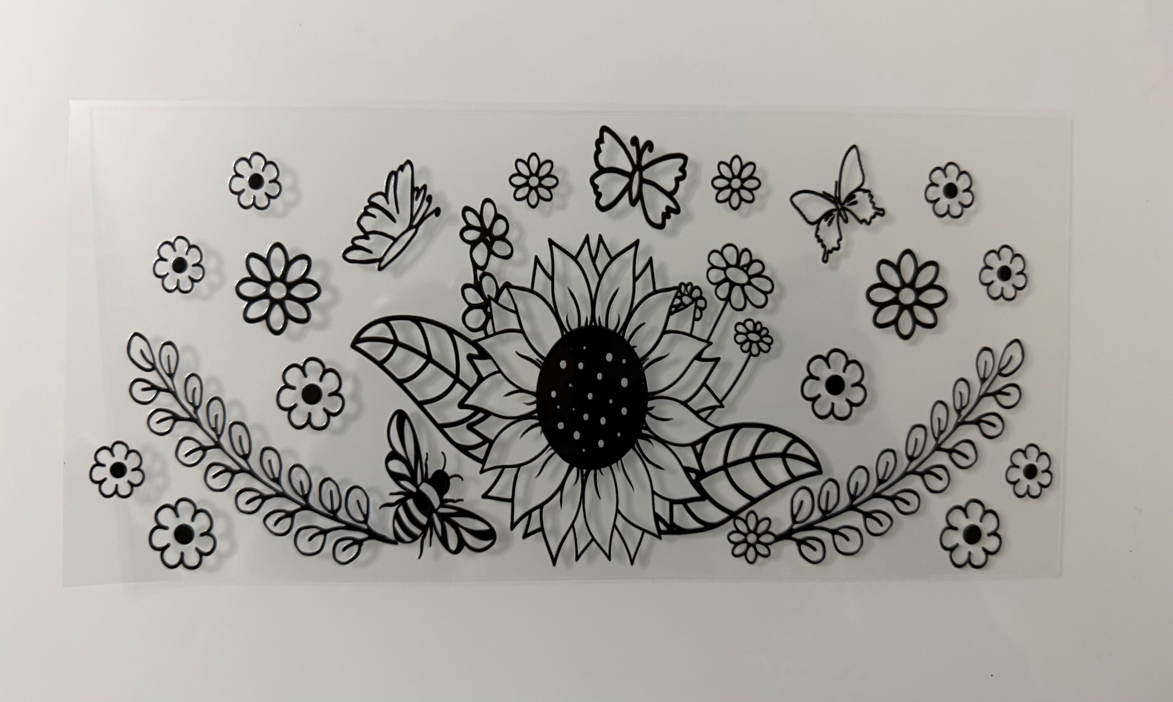 #93A Black and White Daisy