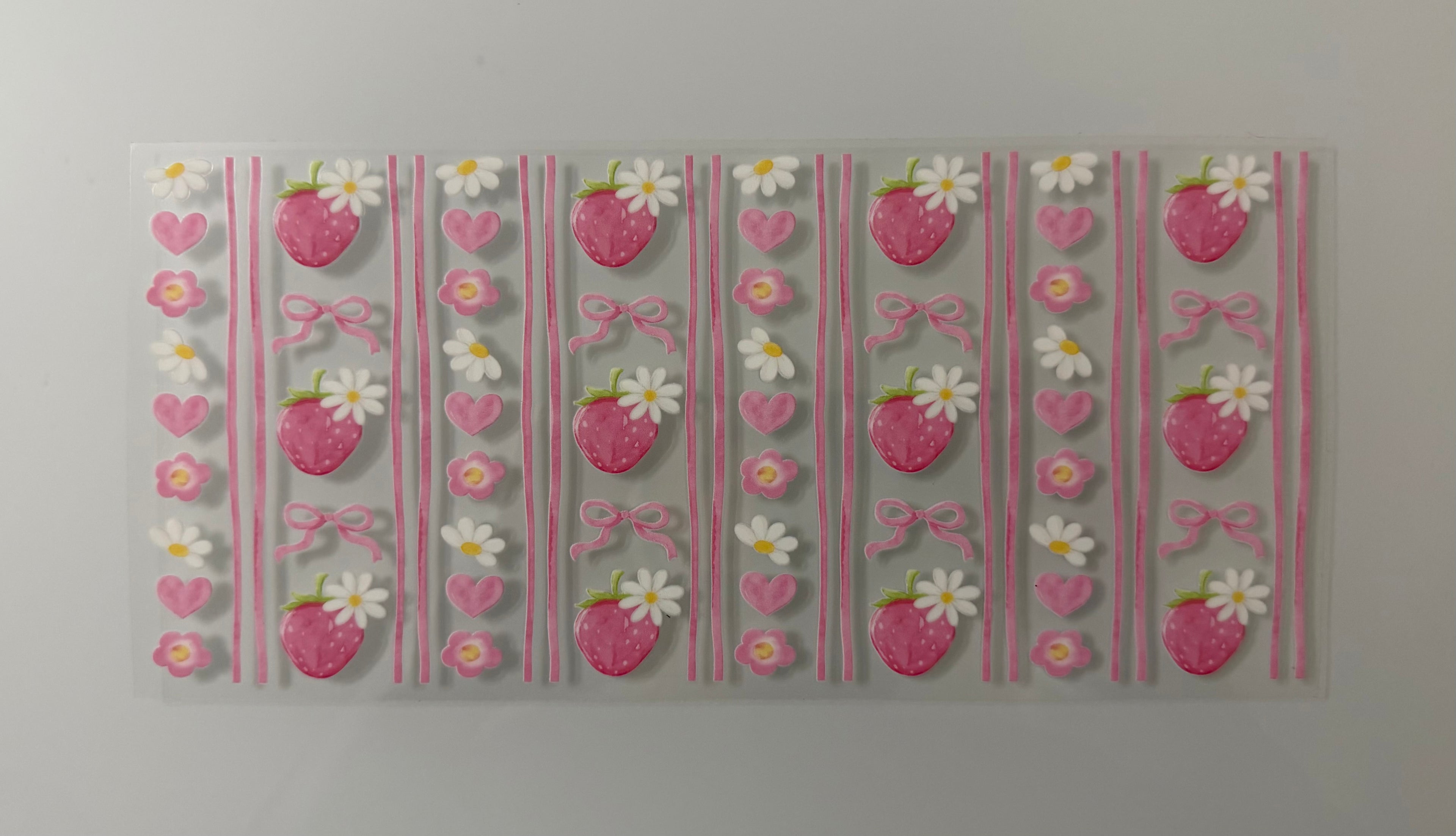 #68B Strawberry Bows